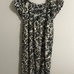 Hayden Monochrome Leaf Print Midi Dress